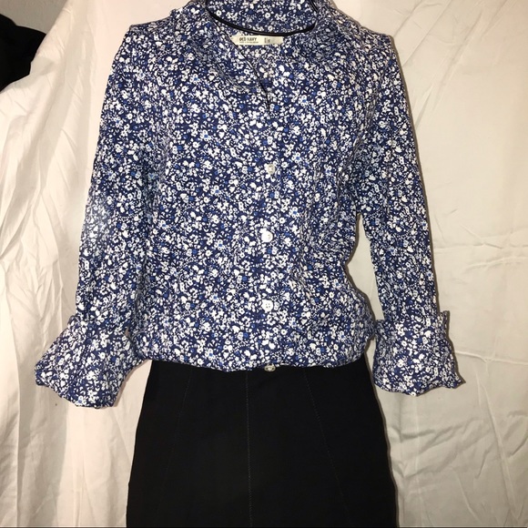 Old Navy Floral blouse - Picture 5 of 5